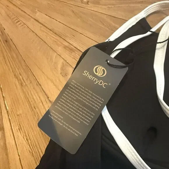 Davi one piece swimsuit black with white straps size small - Picture 4 of 7